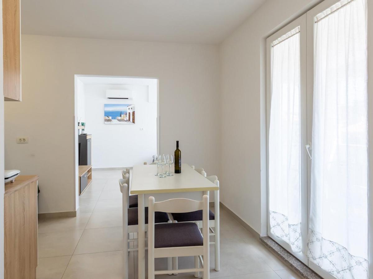 Amoroso Apartment 200M From Sea Poreč Eksteriør billede
